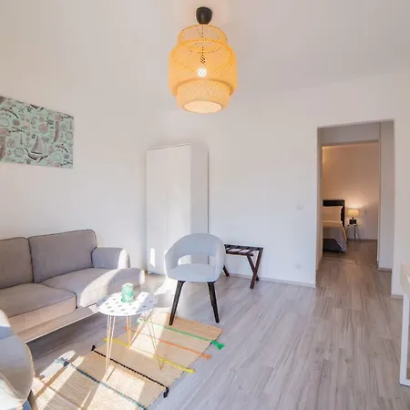Astra Guest house