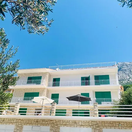 Guest house Astra Brela